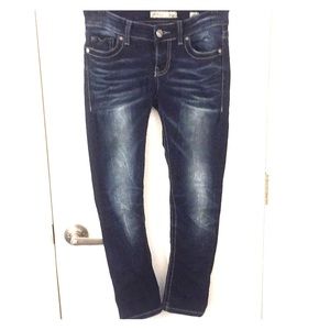 Buckle BKE Stella crops/capris -perfect for spring